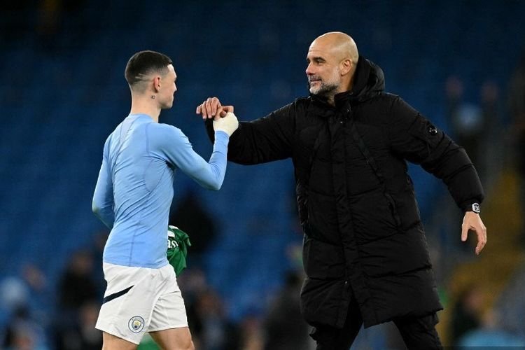 Guardiola Capai 7 Final Berturut di Piala FA, Legenda MU Puji Kiprahnya