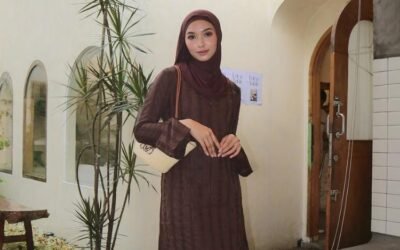 Tunik Lebaran 2025: Elegansi dan Gaya yang Menawan!