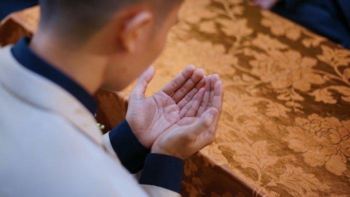 Diajarkan oleh Nabi Muhammad SAW: Simak Bacaan Doa Ramadhan Terlengkap 2025 dengan Maknanya