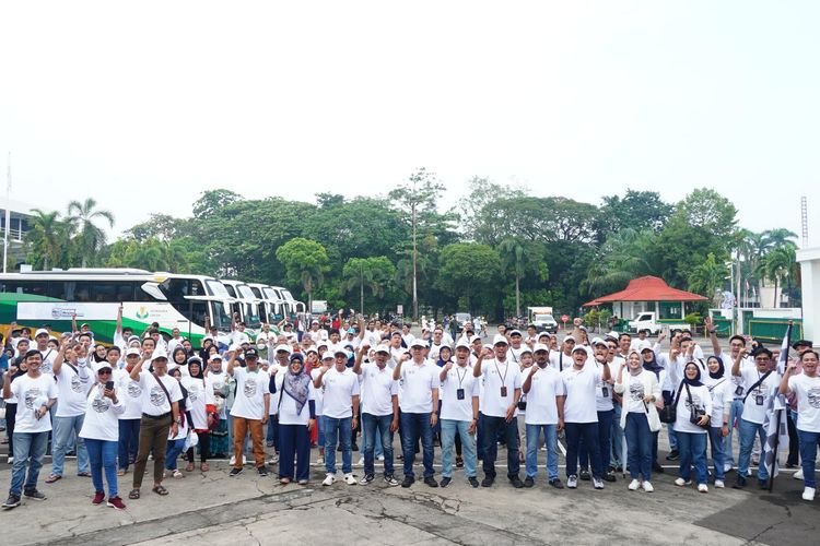 BUMN Gratiskan Mudik, Petrokimia Gresik Antarkan Pemudik di Jawa Timur