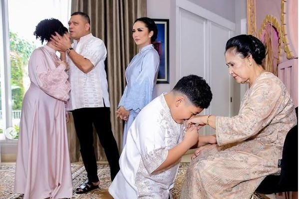 10 Ucapan Lebaran Singkat dan Manis untuk Orang Tua dalam Bahasa Jawa, Mudah Diingat