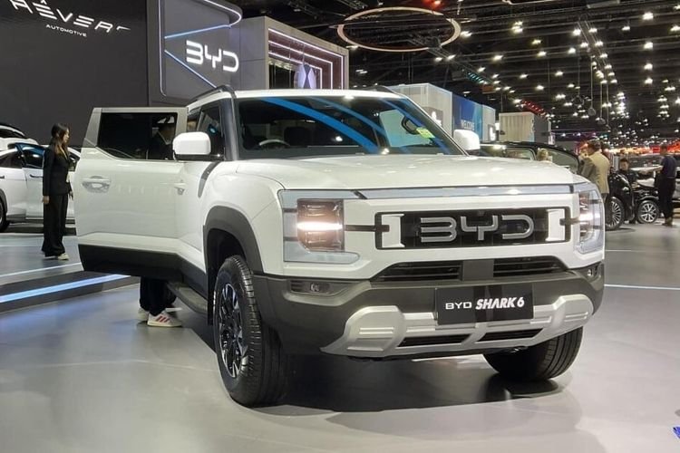 BYD Luncurkan Pikap Dual Cabin PHEV, Tandingi Ranger dan Triton