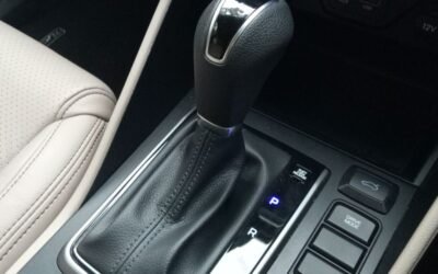 Mobil Matik di Kemacetan Tusan? Begini Cara Mengendalikannya