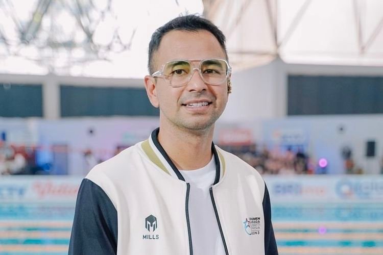 Raffi Ahmad Naik Bus untuk Mudik: Pesan Istimewa bagi Publik