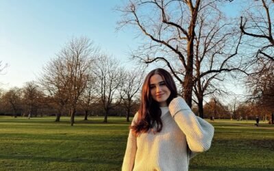 Syifa Hadju Tunjukkan Gaya Chic: Kombinasi Perfek Knit Sweater, Jeans, dan Jaket Puffer Untuk Musim Dingin