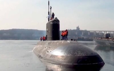 Kapal Selam Rusia Lebarkan Sayap dengan Roket Kalibr di Laut Jepang Selama Latihan Militer Intensif