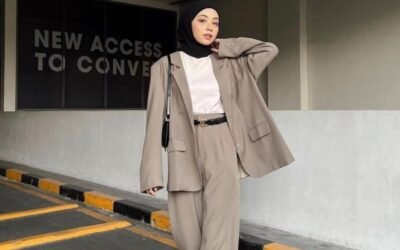 10 Gaya Pakai Celana Kulot Pinggang Tinggi yang Bakal Buat Tampil Lebih Jangkung