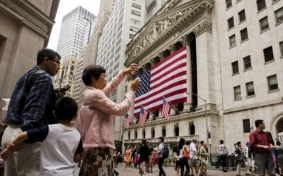 Entry Guide for U.S.-Bound Green-Card and Visa Holders: Essential Insights