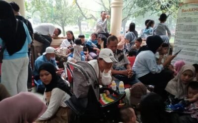 Tiket Cuma 4 Ribu, Kebun Binatang Ragunan Dipadati Pengunjung di Hari Pertama Lebaran