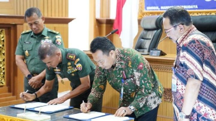 Apa yang Terjadi antara Unud dan TNI AD?