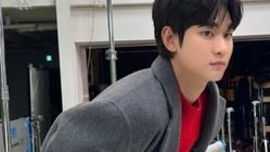 6 Tanggapan Tegas Kim Soo Hyun di Konferensi Pers, Bahas Masalah Penipuan Chat